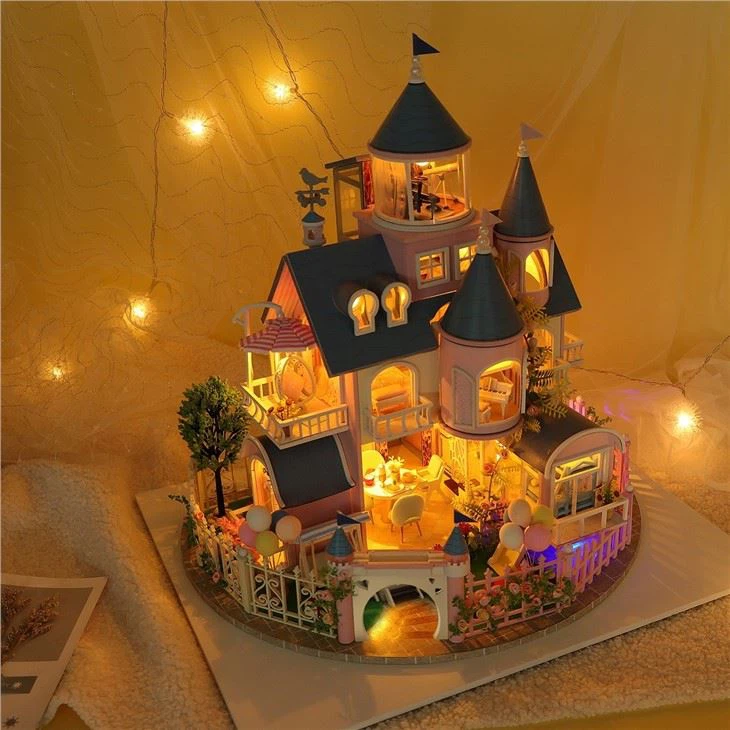 سلسلة بيت الدمى Woode Castle Gabby لمساعدة المستهلكين على الاستهلاك الأخضر
